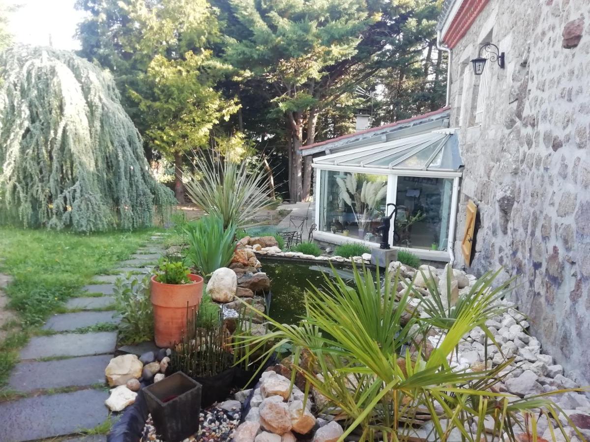 Chez Sophie Et Gilles Bed and Breakfast Monistrol-sur-Loire Buitenkant foto
